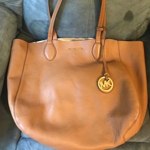 Large Michael Kors tote